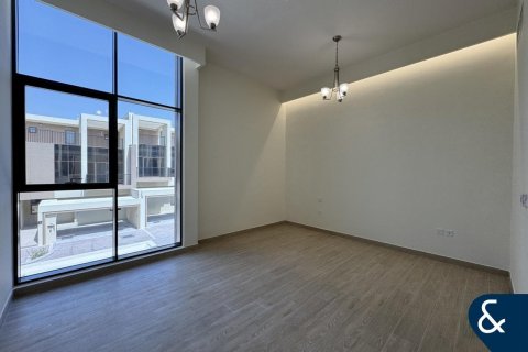 فيلا للإيجار في Dubai Sports City، دبي، الإمارات العربية المتحدة 4 غرفة نوم ، 343 متر مربع ، رقم 671276 - صورة 5