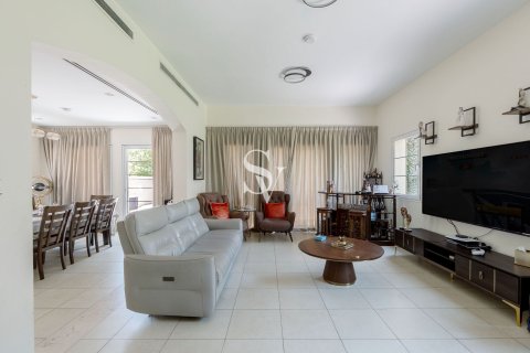 Jumeirah Village Triangle, Dubai, UAE의 임대용 빌라 침실 2개, 645제곱미터 번호 736832 - 사진 7