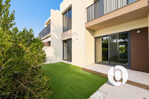Vila u gradu Tilal Al Ghaf, Dubai, UAE 3 spavaće sobe, 199 m2 Br. 754886