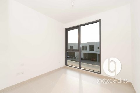 Villa in Dubai Hills Estate, UAE 3 bedrooms, 212 sq.m. № 754880 - photo 9