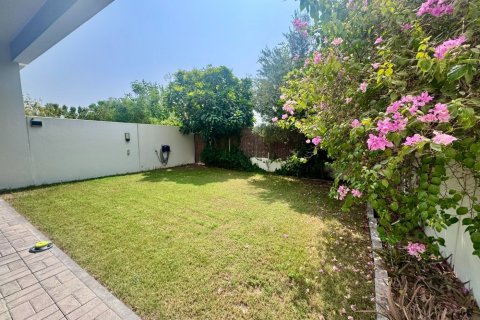 Villa a Dubai Hills Estate, Dubai, EAU 3 camere da letto, 212 mq. № 754880