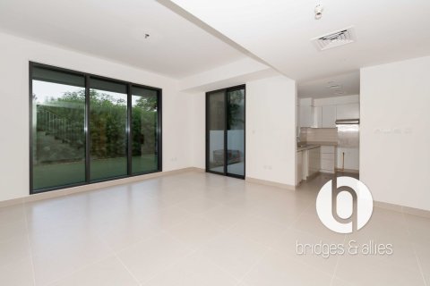 Villa in Dubai Hills Estate, UAE 3 bedrooms, 212 sq.m. № 754880 - photo 2