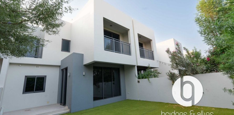 Villa in Dubai Hills Estate, UAE 3 bedrooms, 212 sq.m. № 754880