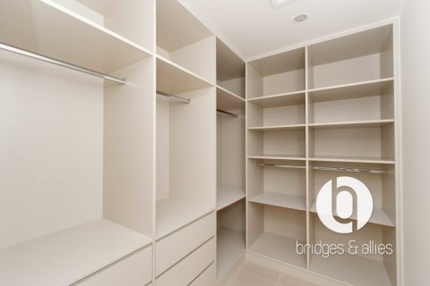 Villa in Dubai Hills Estate, UAE 3 bedrooms, 212 sq.m. № 754880 - photo 11