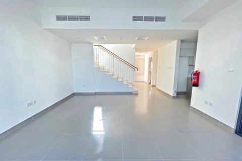 Villa in affitto a Dubai Hills Estate, Dubai, EAU 3 camere da letto, 212 mq. № 754885 - foto 2