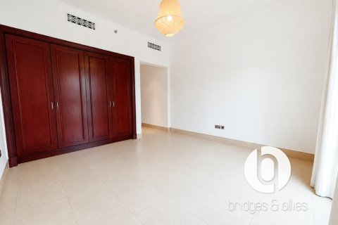 Old Town, Dubai, UAE의 임대용 아파트 침실 2개, 133제곱미터 번호 754884 - 사진 10