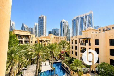 Old Town, Dubai, UAE의 임대용 아파트 침실 2개, 133제곱미터 번호 754884 - 사진 15