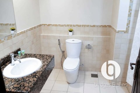Apartment in Jumeirah Beach Residence, Dubai, UAE 2 bedrooms, 135 sq.m. № 754882 - photo 10