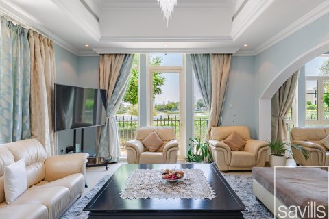Jumeirah Islands、Dubai、UAE にあるヴィラ販売中 4ベッドルーム、815.41 m2、No747147 - 写真 2