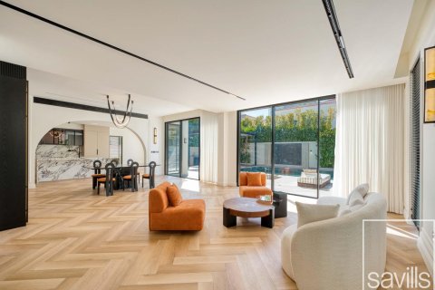 Villa zum Verkauf in Jumeirah Village Triangle, Dubai, VAE 5 Schlafzimmer, 395.49 m2 Nr. 747144 - Foto 4