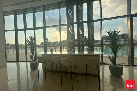 Vilë në Dubai, Emiratet e Bashkuara Arabe 4 dhoma gjumi, 392 m2. № 660515 - Foto 14
