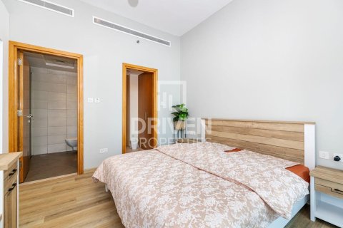 Apartment in Business Bay, Dubai, UAE 1 room, 65.5 sq.m. № 743085 - photo 4
