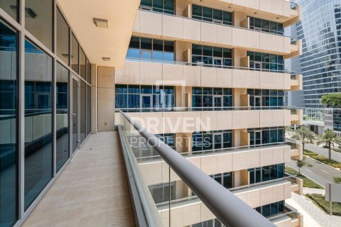 Apartment in Business Bay, Dubai, UAE 1 room, 65.5 sq.m. № 743085 - photo 11