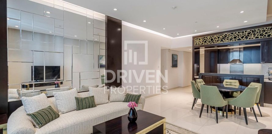 דירה ב Downtown Dubai (Downtown Burj Dubai), Dubai, איחוד האמירויות 3 חדרי שינה, 159.98 מ"ר מספר 743087