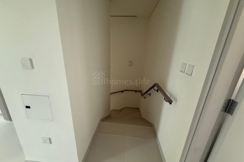Városi lakóépület itt: Arabian Ranches 3, Dubai, EAE, 3 hálószoba, 135 m², azonosító: 719315 - fénykép 14