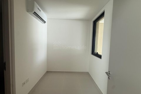 Városi lakóépület itt: Arabian Ranches 3, Dubai, EAE, 3 hálószoba, 135 m², azonosító: 719315 - fénykép 17