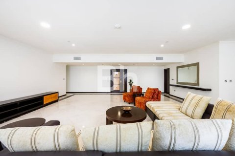 Appartamento in affitto a Jumeirah Beach Residence, Dubai, EAU 3 camere da letto, 246 mq. № 643339 - foto 3