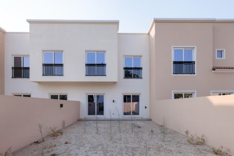 Villetta a schiera in vendita a Dubai Land, Dubai, EAU 3 camere da letto, 223 mq. № 680292 - foto 13
