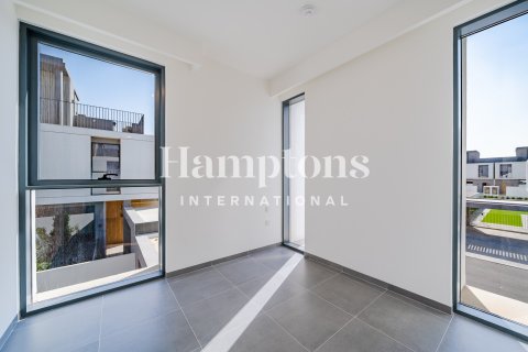 Kaupunkipientalo Arabian Ranches 3, Dubai, Arabiemiraatit 4 makuuhuonetta, 389.91389100 m2 № 660817 - kuva 18