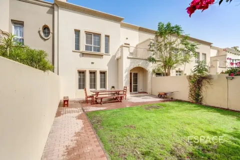 Vila u The Springs, Dubai, UAE 3 spavaćih soba, 228 m2 Br. 738329 - fotografija 1