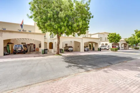 Vila u The Springs, Dubai, UAE 3 spavaćih soba, 228 m2 Br. 738329 - fotografija 20