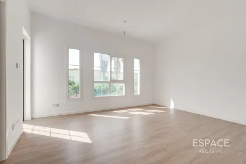 Vila u The Springs, Dubai, UAE 3 spavaćih soba, 228 m2 Br. 738329 - fotografija 8