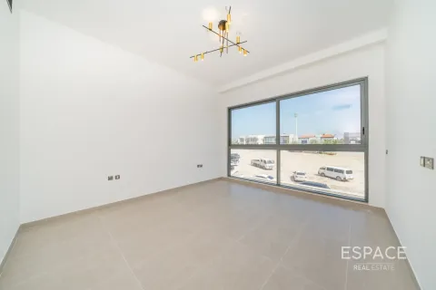 Vila v Al Furjan, Dubai, SAE 5 ložnice, 538 m² Č.: 738333 - fotografie 14