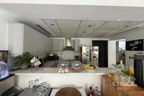 Vila v Jumeirah Village Triangle, Dubai, SAE 2 ložnice, 278 m² Č.: 738327 - fotografie 7