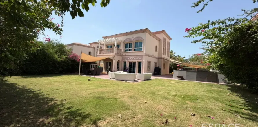 Vila v Jumeirah Village Triangle, Dubai, SAE 2 ložnice, 278 m² Č.: 738327