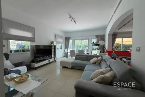 Vila v Jumeirah Village Triangle, Dubai, SAE 2 ložnice, 278 m² Č.: 738327 - fotografie 6