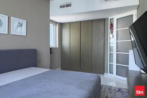 Apartment in Business Bay, Dubai, UAE 41.7 sq.m. № 727976 - photo 8