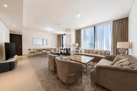 Apartment in Downtown Dubai (Downtown Burj Dubai), Dubai, UAE 2 bedrooms, 161.19 sq.m. № 743230 - photo 2