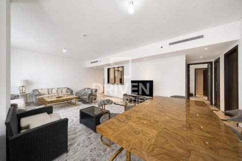 Apartment in Downtown Dubai (Downtown Burj Dubai), Dubai, UAE 2 bedrooms, 161.19 sq.m. № 743230 - photo 4