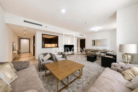 Apartment in Downtown Dubai (Downtown Burj Dubai), Dubai, UAE 2 bedrooms, 161.19 sq.m. № 743230 - photo 1