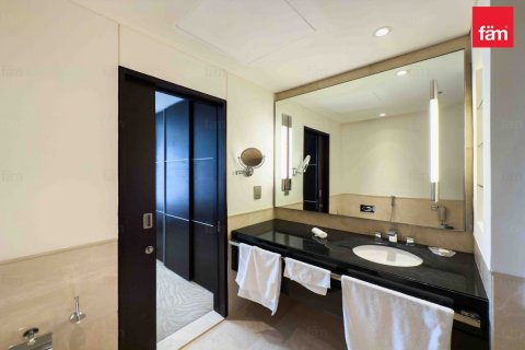 Apartment in Dubai Marina, UAE 1 bedroom, 78.8 sq.m. № 644771 - photo 11