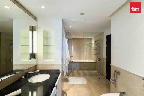 Apartment in Dubai Marina, UAE 1 bedroom, 78.8 sq.m. № 644771 - photo 10