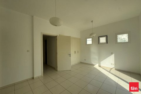 Kuća u nizu u gradu Dubai, UAE 3 spavaće sobe, 344.9 m2 Br. 644769 - Slika 2