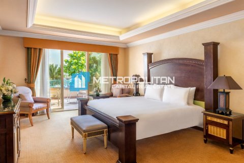 Vila v Al Raha Beach, Abu Dhabi, SAE 4 spálne, 715 m2 č. 679678 - Fotografia 6