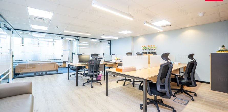 Iroda itt: Dubai, EAE, 98.5 m², azonosító: 708128