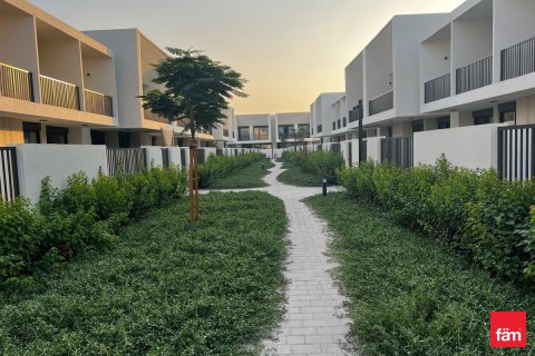 Üürile anda ridamaja asukohaga Town Square, Dubai, AÜE: 4 magamistoaga, 261.7 m² Nr 668708 - pilt 9