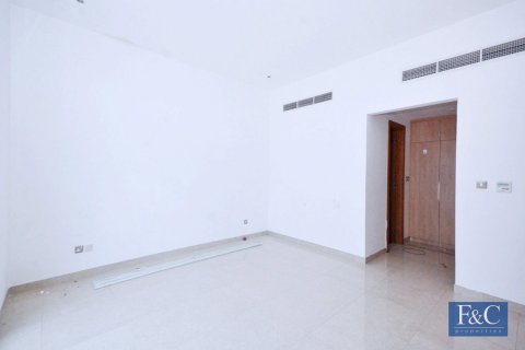 Vila v Al Warqa'a, Dubai, SAE 7 spální, 1087 m2 č. 704723 - Fotografia 13