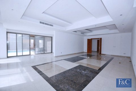 Vila v Al Warqa'a, Dubai, SAE 7 spální, 1087 m2 č. 704723 - Fotografia 5