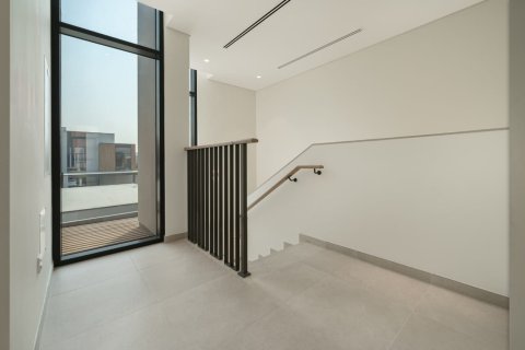 Vilë në Mudon, Dubai, Emiratet e Bashkuara Arabe 3 dhoma gjumi, 168 m2. № 677613