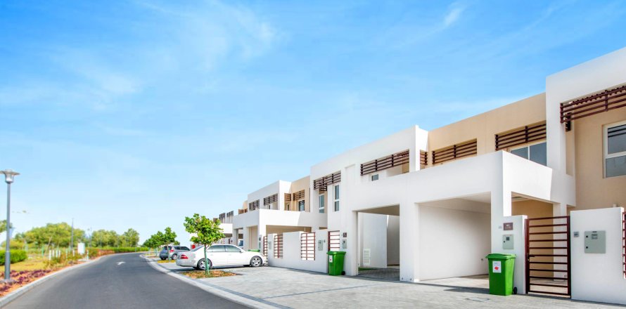 Villa à Mina Al Arab, Ras Al Khaimah, EAU: 3 chambres, 230 m2 № 656855