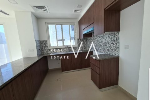 Townhouse in Dubai, UAE 4 bedrooms, 258.73 sq.m. № 637834 - photo 9