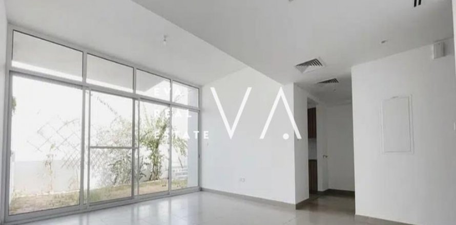 Řadový dům v Dubai, SAE 3 ložnice, 187.38 m² Č.: 637835