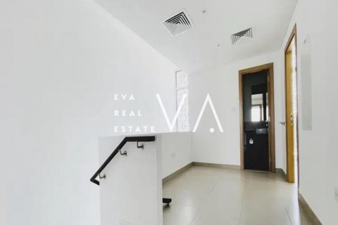 Řadový dům v Dubai, SAE 3 ložnice, 187.38 m² Č.: 637835 - fotografie 11