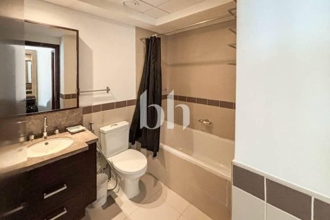 דירה להשכרה ב Downtown Dubai (Downtown Burj Dubai), Dubai, איחוד האמירויות  1 חדר שינה, 74 מ"ר, מספר 642847 - תמונה 10