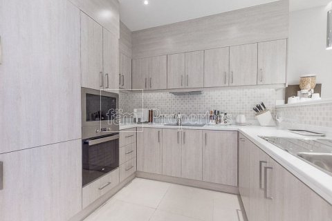 Apartament në Dubai, Emiratet e Bashkuara Arabe 2 dhoma gjumi, 99.6 m2. № 629427 - Foto 10