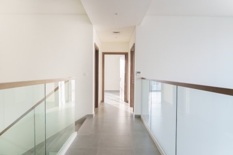 Villa zur Miete in Yas Island, Abu Dhabi, VAE 4 Schlafzimmer, 500.65 m2 Nr. 749536 - Foto 2